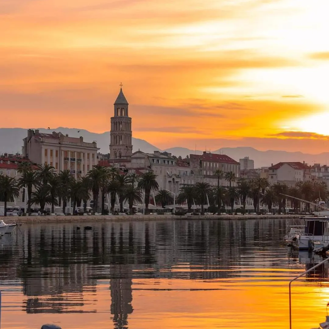 Beach Split Apartments 0*,  Kroatien