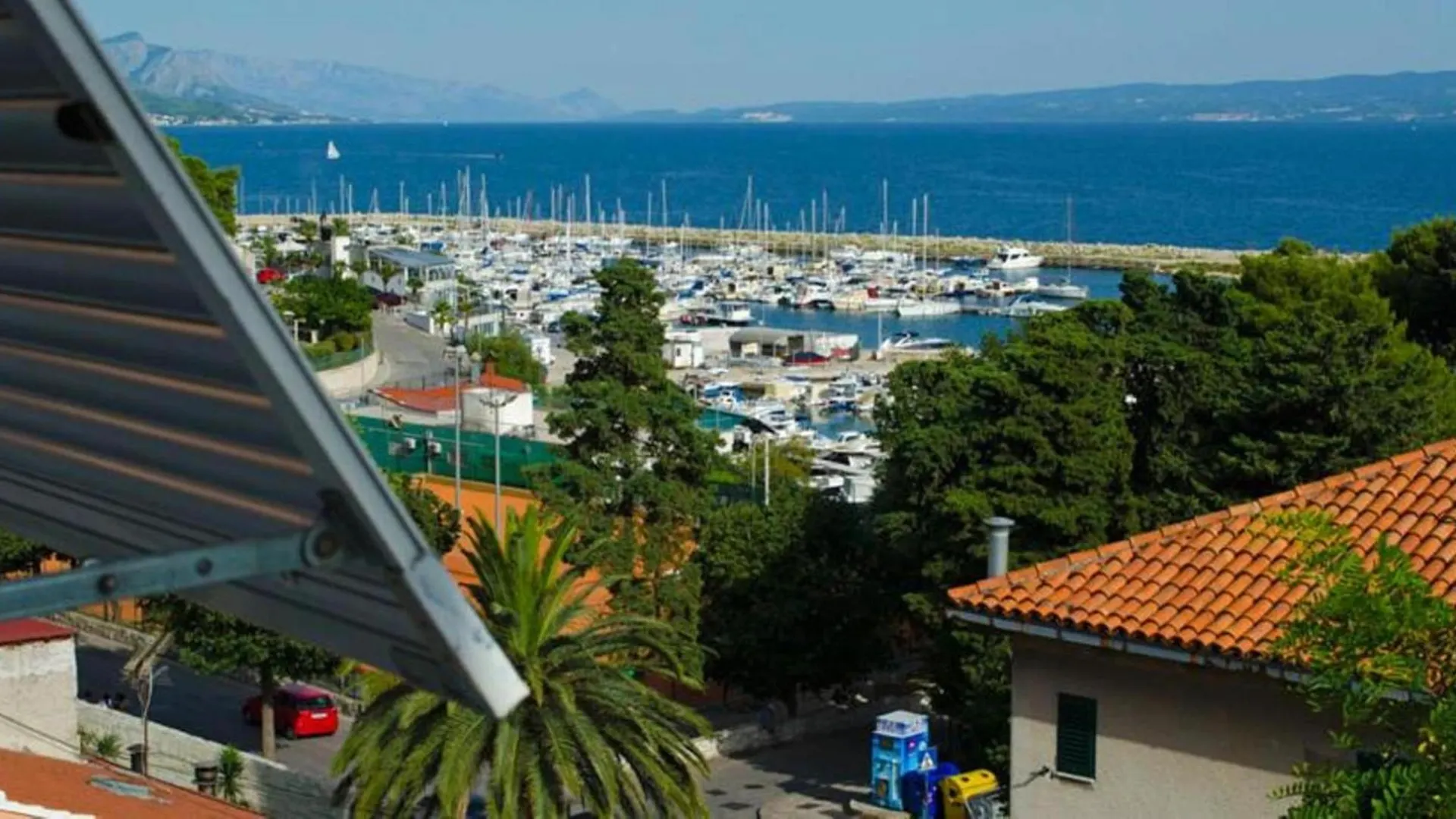 Beach Split Apartments
